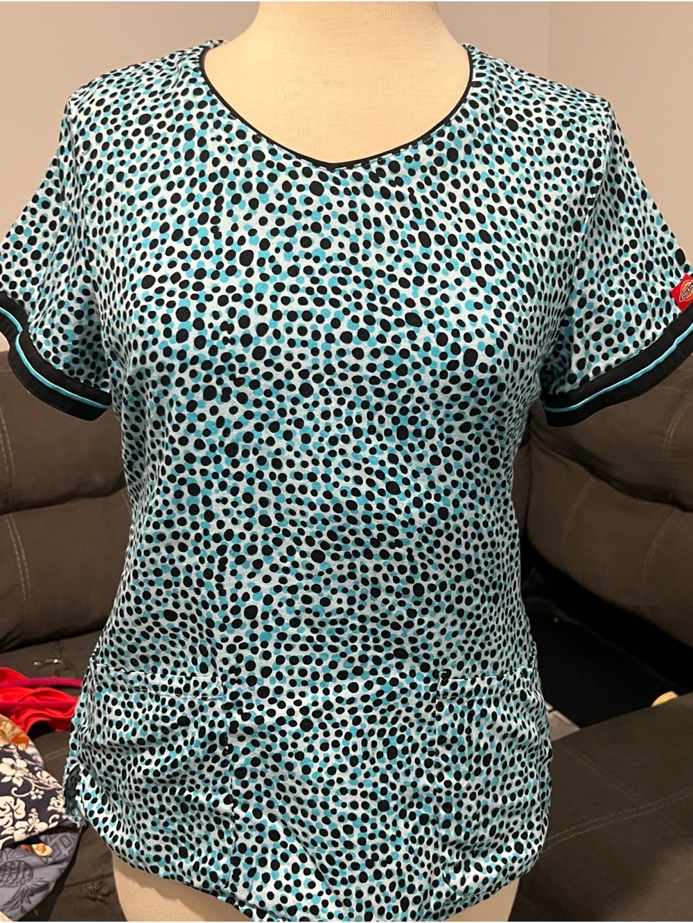 Dickies Aqua and Black Polka Dot Short Sleeve Scrub Top-Size Small